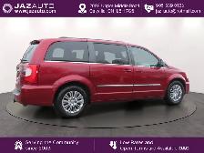 2015 Chrysler Town & Country 4dr Wgn Touring w/Leather - Photo 10