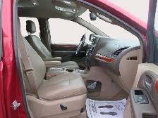 2015 Chrysler Town & Country 4dr Wgn Touring w/Leather - Photo 11