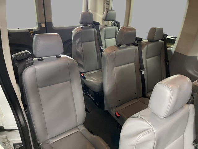 Ford Transit Passenger Wagon XLT 2018 - Photo 15