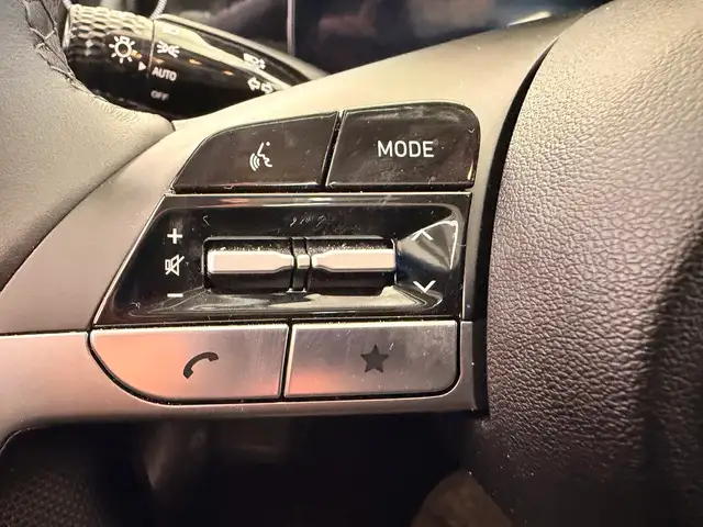 2025 Hyundai Elantra Preferred IVT w-Tech Pkg - Photo 13