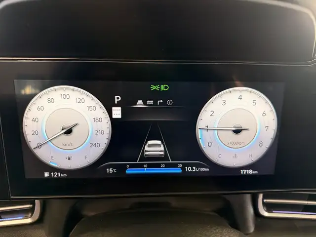 2025 Hyundai Elantra Preferred IVT w-Tech Pkg - Photo 16