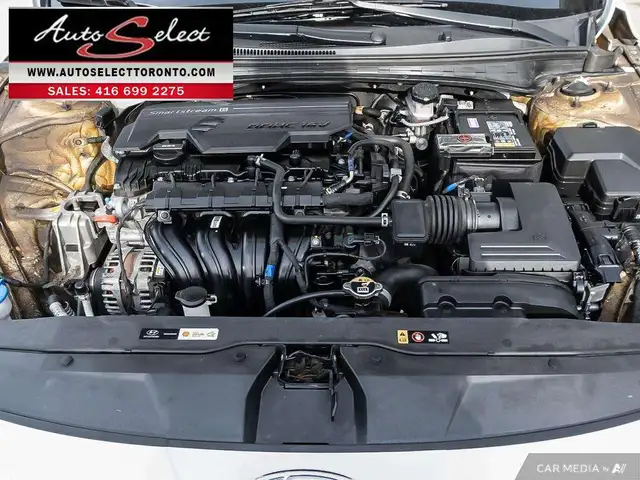 2021 Hyundai Elantra Preferred w/Sun & Tech Pkg Apple Carplay... - Photo 8