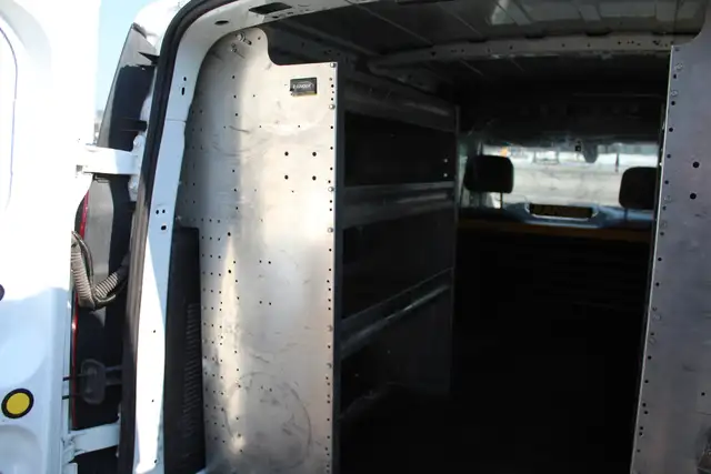 2017 Ford Transit Connect XL Divider - Photo 12
