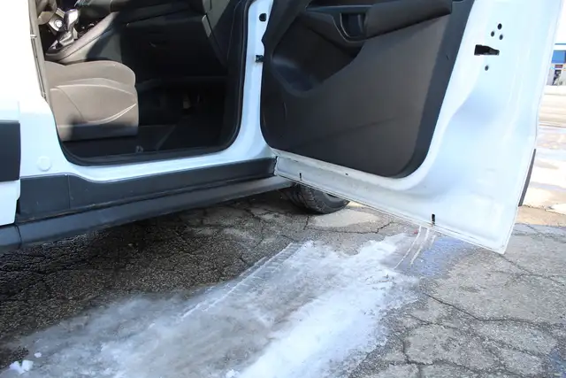 2017 Ford Transit Connect XL Divider - Photo 16