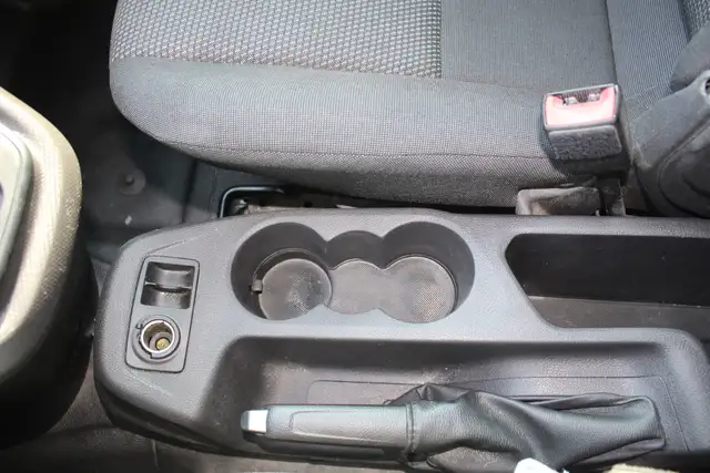 2017 Ford Transit Connect XL Divider - Photo 29