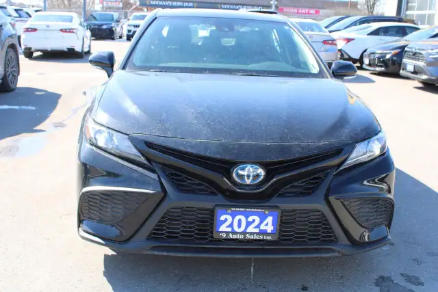 2024 Toyota Camry Hybrid SE Auto - Photo 2