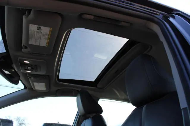 2024 Toyota Camry Hybrid SE Auto - Photo 7