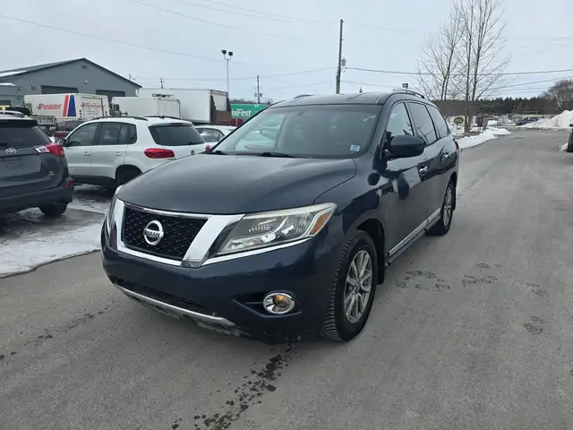 2016 Nissan Pathfinder SL