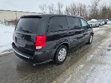 2016 Dodge Grand Caravan SE - Photo 4