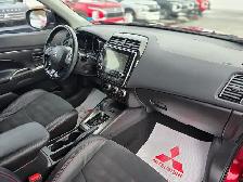 2022 Mitsubishi RVR SEL | AWC | Loaded - Photo 9