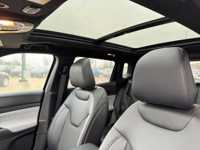 2024 Jeep Compass North | Winter Tires | Sunroof | Remote Start - Photo 17