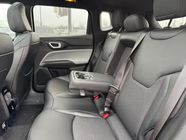 2024 Jeep Compass North | Winter Tires | Sunroof | Remote Start - Photo 21