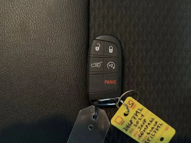 2024 Jeep Compass North | Winter Tires | Sunroof | Remote Start - Photo 27