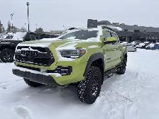 2022 Toyota Tacoma - Photo 2