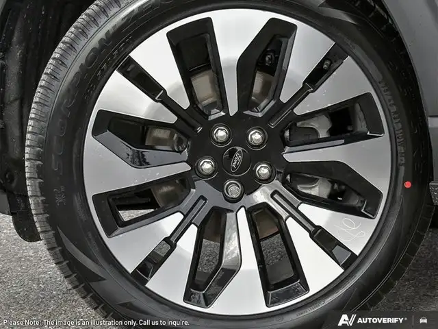 2026 Ford Explorer Platinum - Photo 8