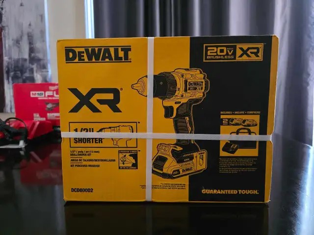 Dewalt 20V Brushless Cordless 1/2-in Drill Driver