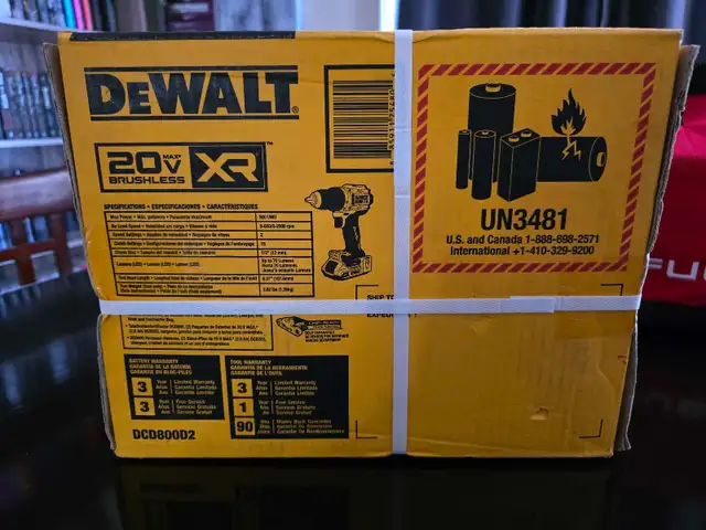Dewalt 20V Brushless Cordless 1/2-in Drill Driver - Photo 4