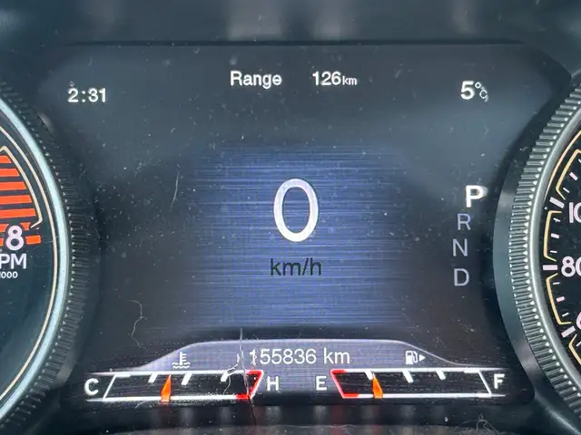 2017 Jeep Cherokee Limited 4WD • 3.2L • Luxury Package • Leather - Photo 15