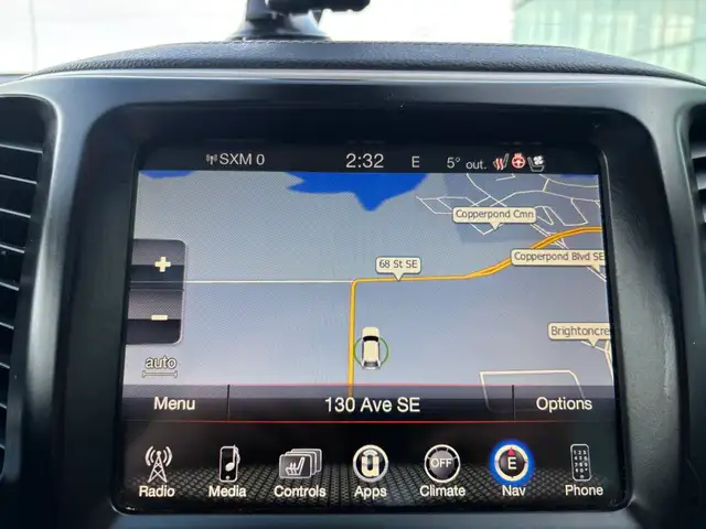 2017 Jeep Cherokee Limited 4WD • 3.2L • Luxury Package • Leather - Photo 19