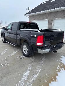 2009 GMC SIERRA SLE 4X4 CREW CAB - Photo 4