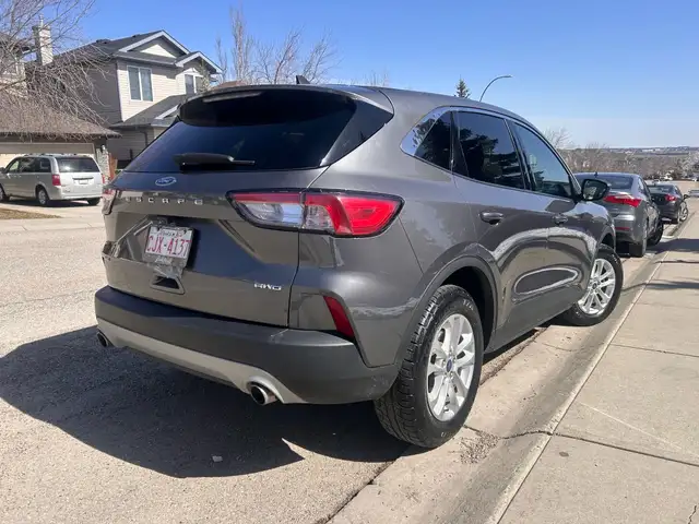2021 Ford Escape SE AWD - Photo 2