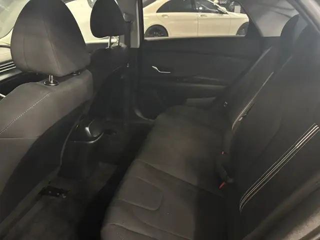 2022 Hyundai Elantra Preferred IVT $ 0 % DOWN FINANCE OAC - Photo 13