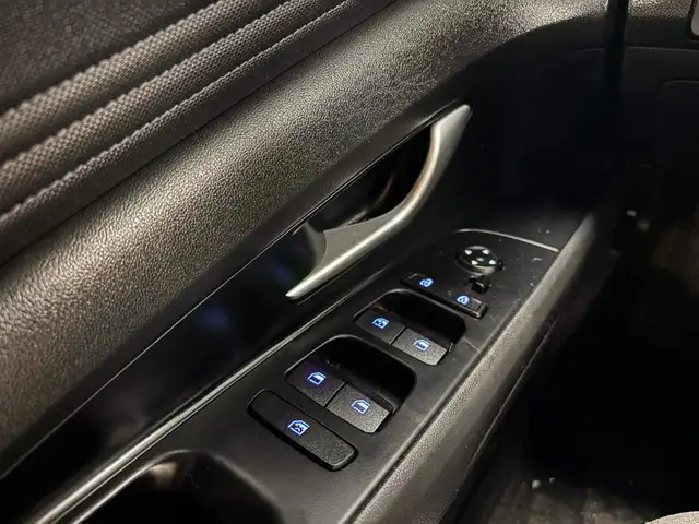 2022 Hyundai Elantra Preferred IVT $ 0 % DOWN FINANCE OAC - Photo 19