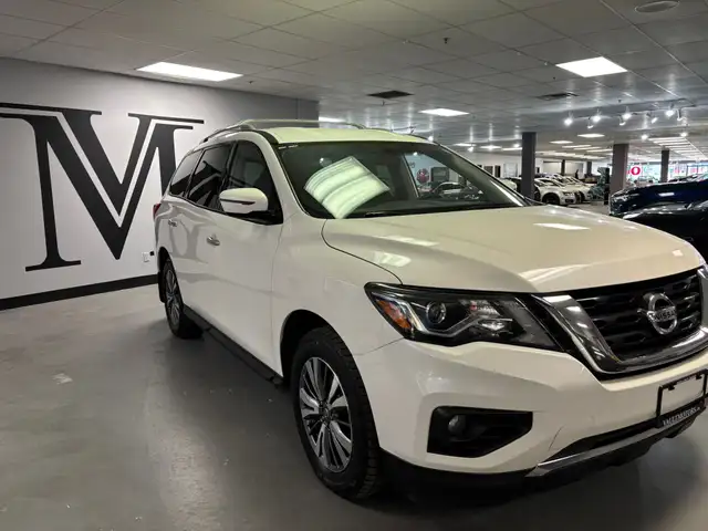 2019 Nissan Pathfinder 4x4 S
