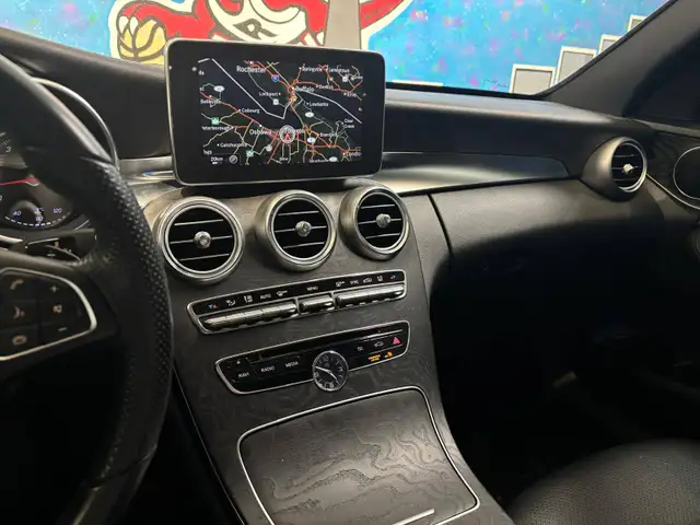 2015 Mercedes-Benz C-Class 4dr Sdn C 300 4MATIC - NO ACCIDENTS / - Photo 11