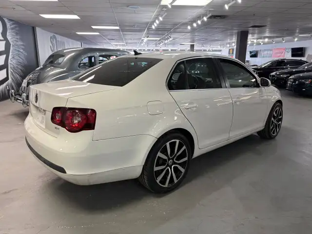 2010 Volkswagen Jetta 4dr 2.0T TSI Highline, $60 WEEKLY PYMNT - Photo 3