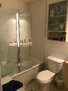 3 1/2 meublé, chauffé, éclairé, bail 3 mois 1/2 (Enquête crédit) - Photo 5