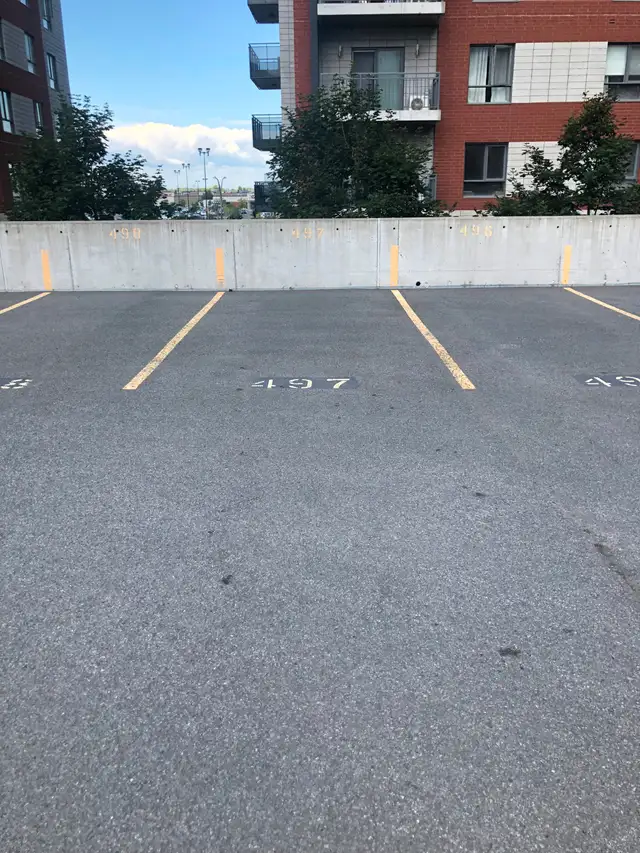 3 1/2 meublé, chauffé, éclairé, bail 3 mois 1/2 (Enquête crédit) - Photo 8