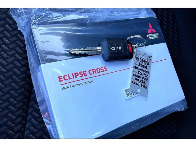 2024 Mitsubishi Eclipse Cross ES | Heated Seats | CarPlay | AWD - Photo 10