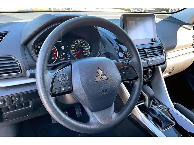 2024 Mitsubishi Eclipse Cross ES | Heated Seats | CarPlay | AWD - Photo 13