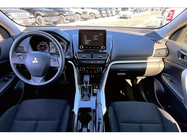 2024 Mitsubishi Eclipse Cross ES | Heated Seats | CarPlay | AWD - Photo 15