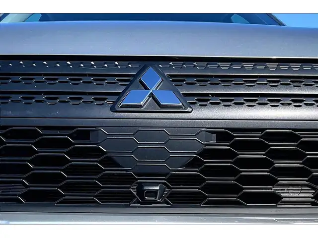 2024 Mitsubishi Eclipse Cross ES | Heated Seats | CarPlay | AWD - Photo 29