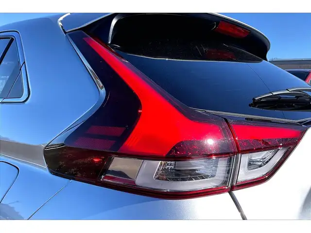 2024 Mitsubishi Eclipse Cross ES | Heated Seats | CarPlay | AWD - Photo 31