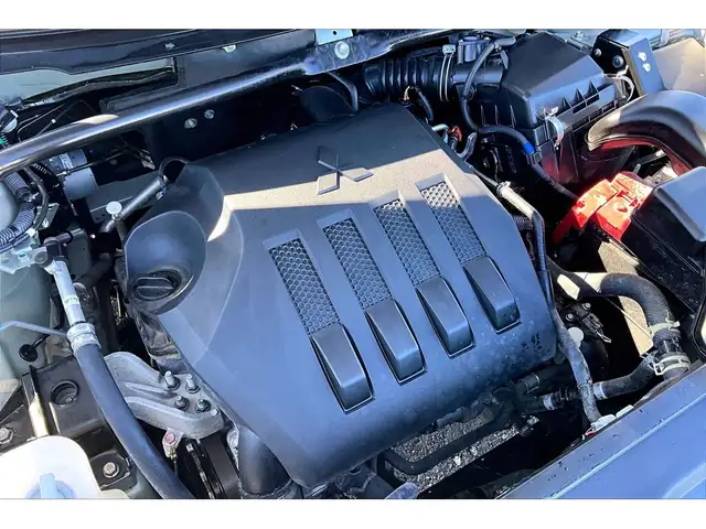 2024 Mitsubishi Eclipse Cross ES | Heated Seats | CarPlay | AWD - Photo 33