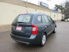 2011 Kia Rondo EX - Photo 6