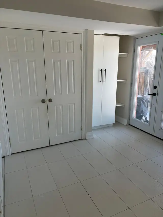 Ajax Walk-Out Luxury 1Bd Basement Apartment - Photo 10