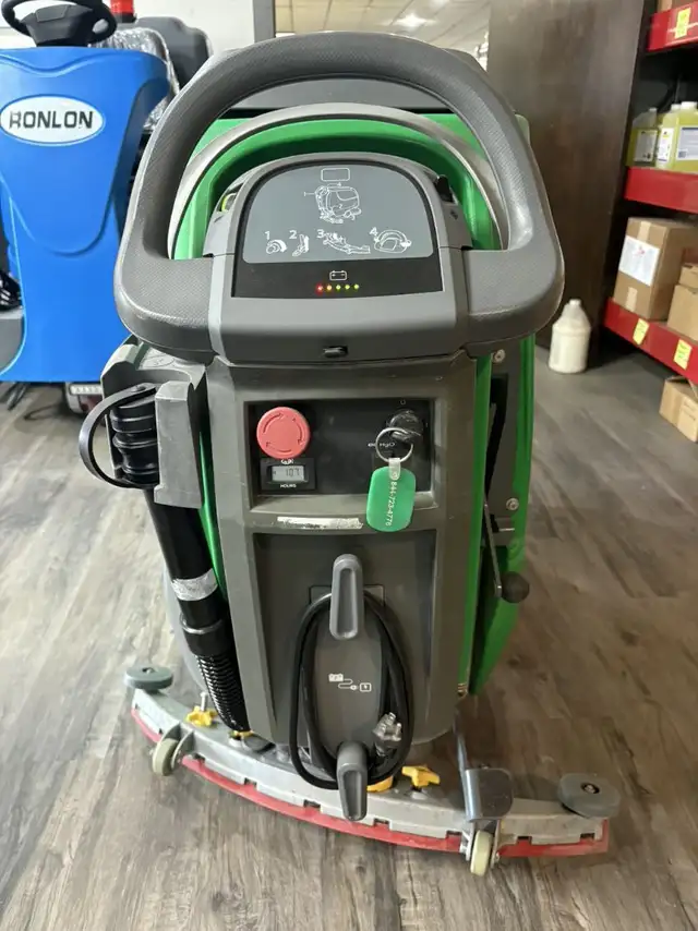 Tennant T300e Walk Behind Floor Scrubber – Fully Reconditioned