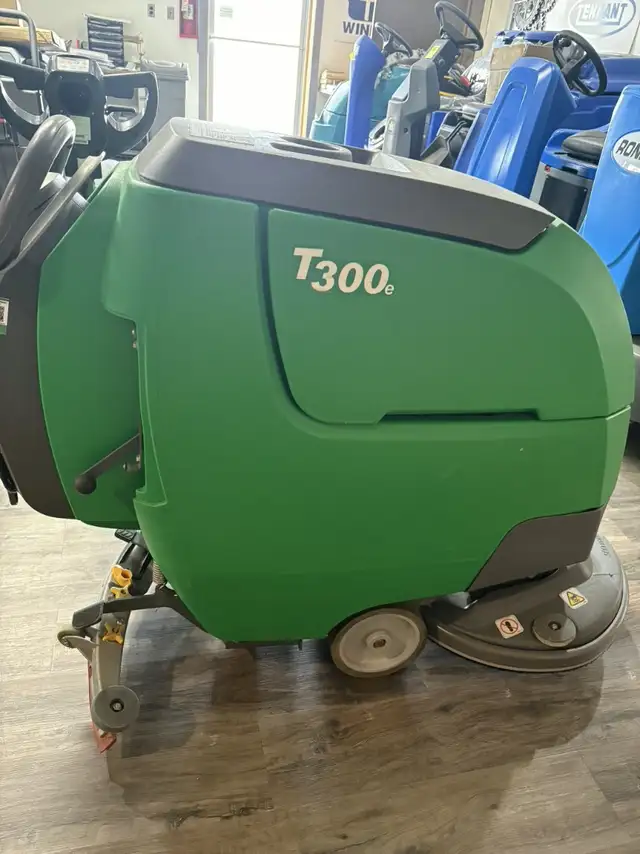 Tennant T300e Walk Behind Floor Scrubber – Fully Reconditioned - Photo 5
