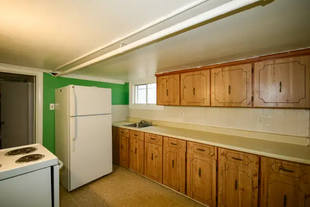 22A Torbay Rd - Spacious One Plus Bedroom - H/HW Included - Photo 5