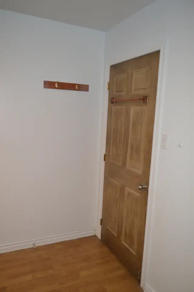 Lachine  single occupation simple Room for Rent Chambre a louer - Photo 3
