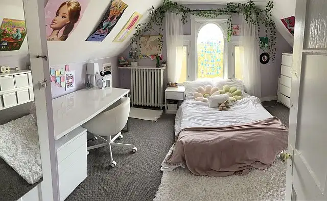 235 Collingwood unit 2 3 female Queens students - Photo 8