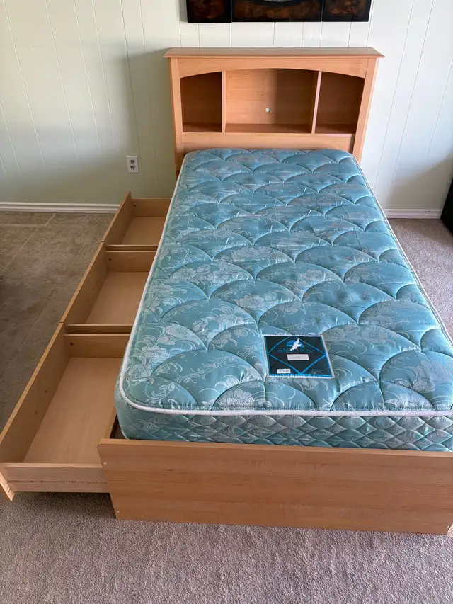 kids IKEA bed - Photo 3