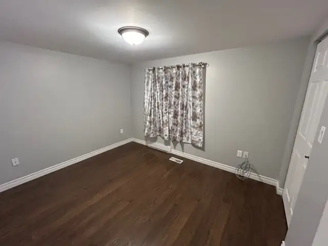 Lake St. Clair - Lakefront Home for Rent - Photo 6