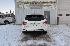 2014 Nissan Pathfinder Platinum 4WD - No Reported Accidents - Photo 6