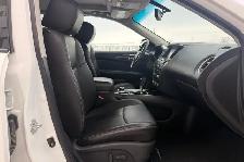 2014 Nissan Pathfinder Platinum 4WD - No Reported Accidents - Photo 12