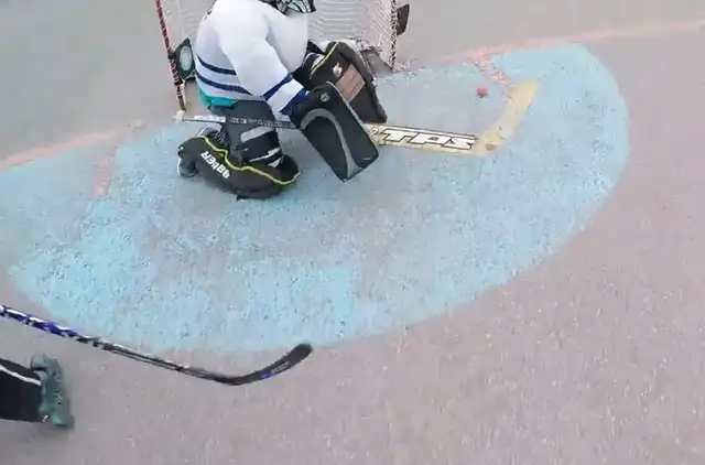 FREE - Inline Hockey Games in Brooklin - Photo 3